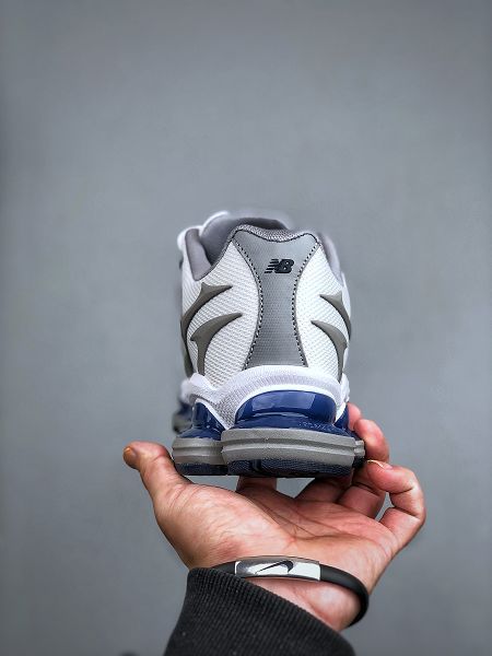 New Balance 2005系列 2025新款男生網面休閒鞋