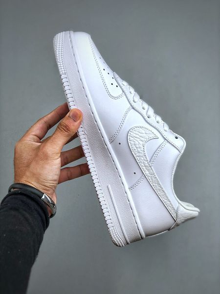 Nike AIR FORCE 1'07 空軍一號 2025新款男女生白色低幫休閒板鞋