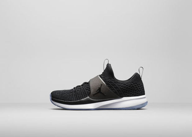 JORDAN TRAINER 2 FLYKNIT登場