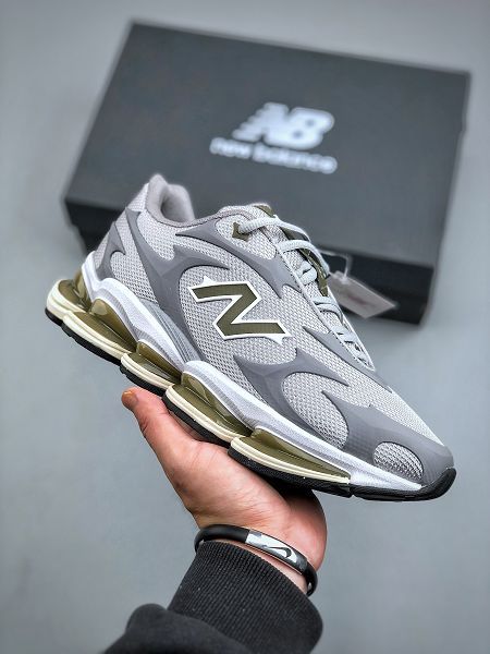 New Balance 2005系列 2025新款男生網面休閒鞋