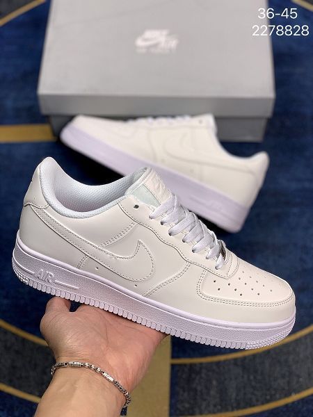 Nike Air Force Low 1 07 Reflective White 2021新款 空軍一號情侶款休閒板鞋 帶半碼