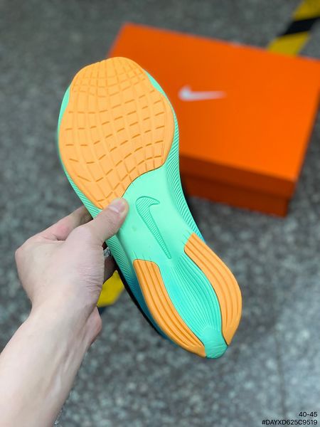 Nike Zoom Fly 4 2022新款 男款超彈透氣輕量跑步鞋