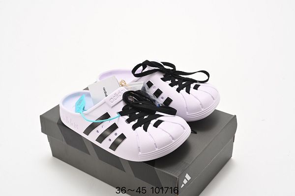adidas Adilette Clogs 聯名Blokecore 風格 2023全新男女款沙灘鞋 adidas Adilette Clogs 聯名Blokecore 風格 2023全新男女款沙灘鞋
