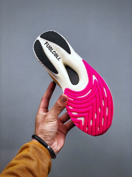 New Balance FuelCell RC Elite V2 Navy 2022新款 男女款超輕量化慢跑鞋 New Balance FuelCell RC Elite V2 Navy 2022新款 男女款超輕量化慢跑鞋