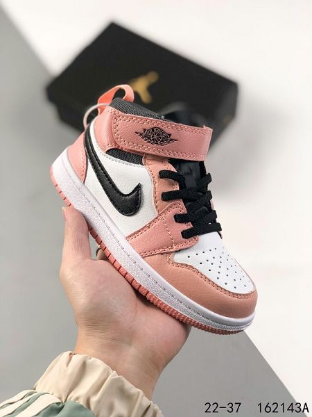 Air Jordan 1 Mid 2023全新童鞋高幫潮流文化籃球板鞋