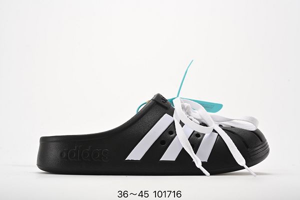 adidas Adilette Clogs 聯名Blokecore 風格 2023全新男女款沙灘鞋 adidas Adilette Clogs 聯名Blokecore 風格 2023全新男女款沙灘鞋