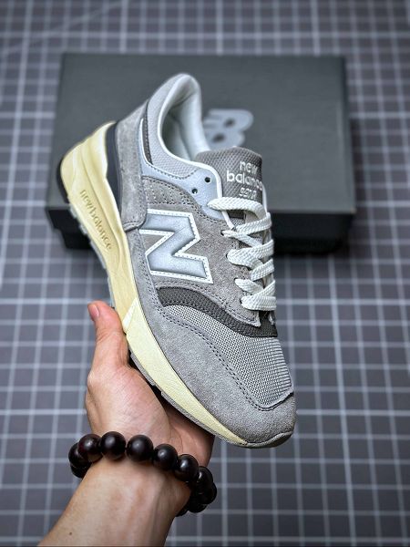 Super Fabric x New Balance 新百倫 2023全新男女款 U997RCC 聯名款復古休閒跑步鞋