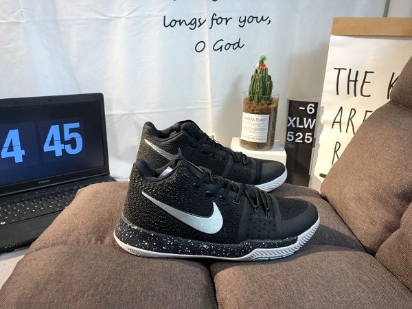 Nike Kyrie 3 EP 2021新款 歐文3代內置氣墊男款實戰籃球鞋 帶半碼