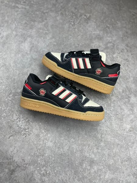 Adidas Forum 84 Low 2023新款 三葉草男女款經典魔術貼復古板鞋