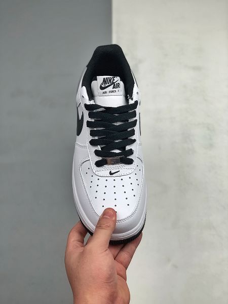 Nike Air Force 1 2023新款 空軍一號白黑男女生休閒運動板鞋