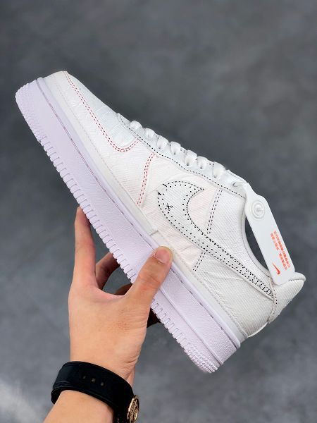 Nike Air Force 1 07 2020新款 空軍一號情侶款低幫休閒板鞋