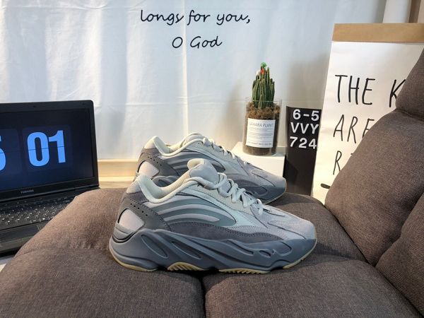 Adidas Yeezy Boost 700 V2 2021新款 侃爺椰子高彈巴斯夫大顆粒緩震爆米花男女款慢跑鞋