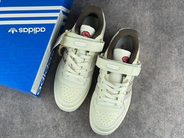 adidas Originals Forum 84 OG 2022新款 男女款休閒運動板鞋 adidas Originals Forum 84 OG 2022新款 男女款休閒運動板鞋